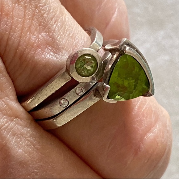 Artisan Jewelry - Artisan Sterling Silver Peridot Green Stacking Rings Size 6.5 EUC